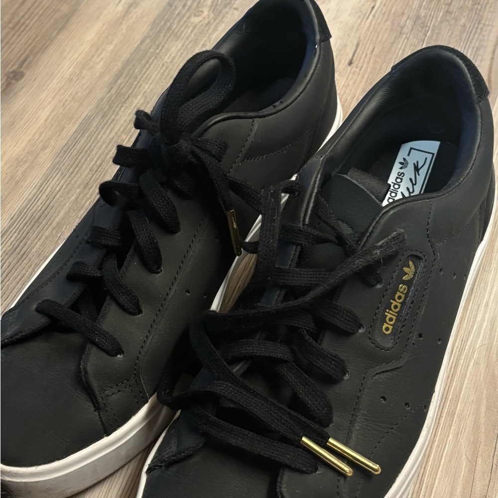 Adidas Women Sleek Black Sneakers